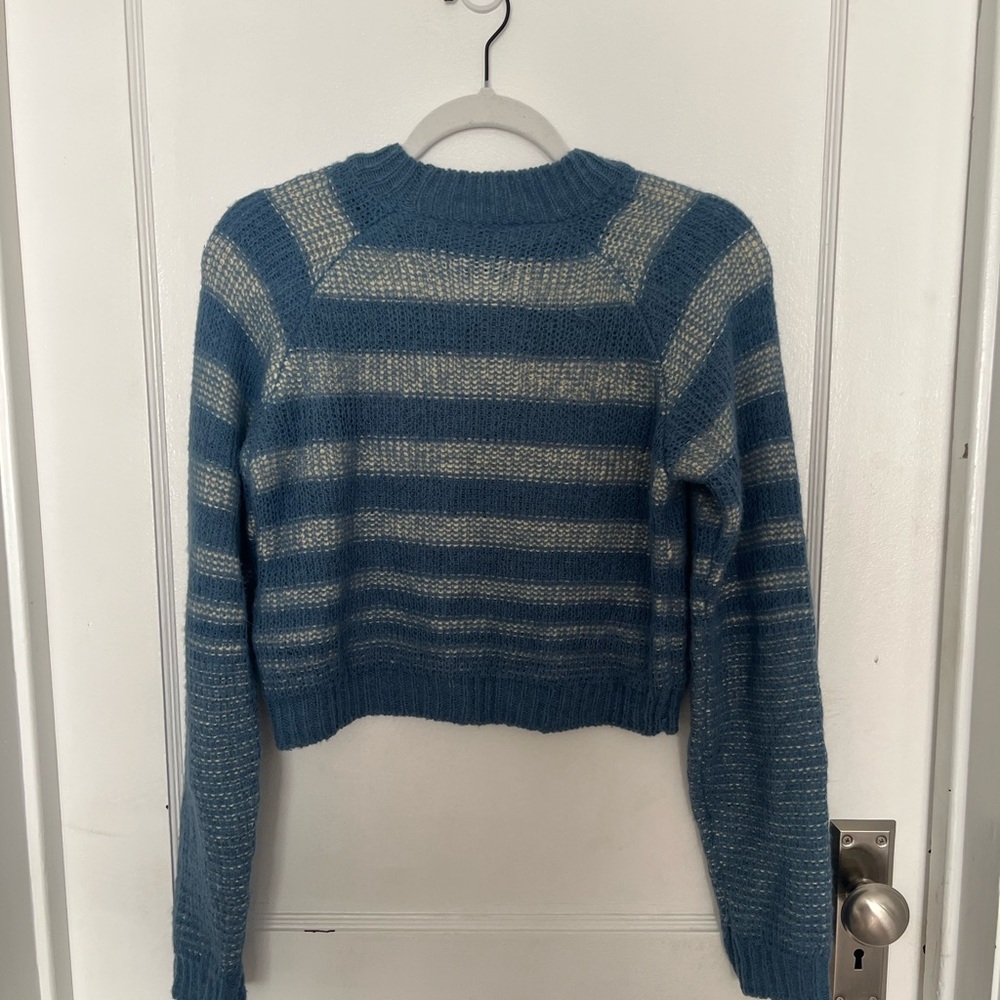 ✨ 5 for$25✨ Striped Blue Zara Soft Knit Cropped Sweater - Picture 3 of 3